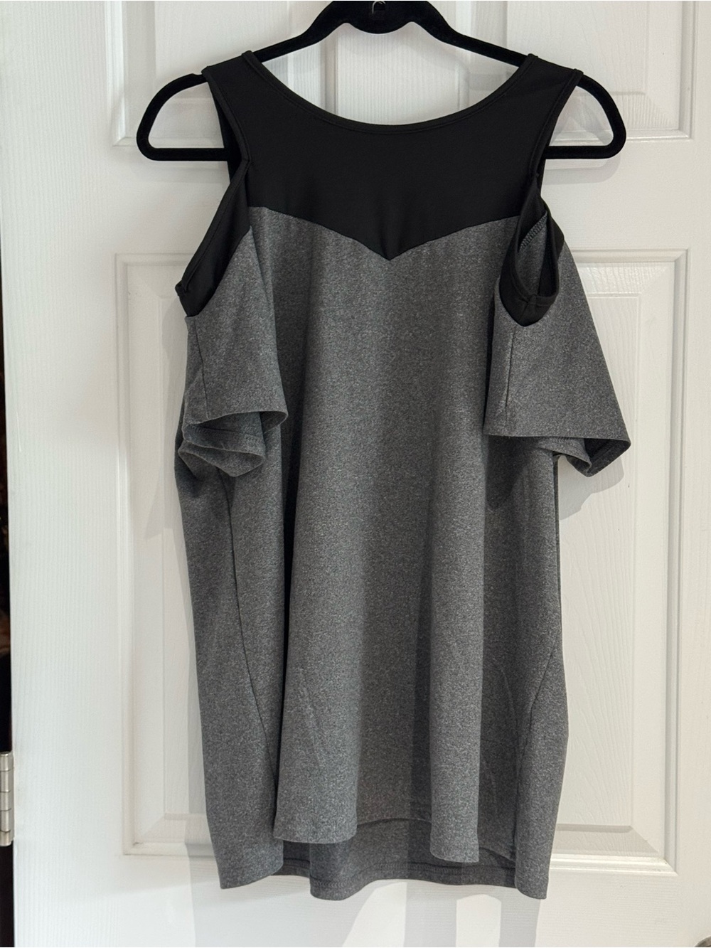 Cold-Shoulder Tunic Top in Charcoal Gray